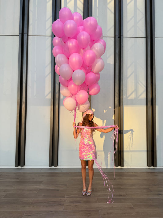 Free-flowing helium balloons x 50