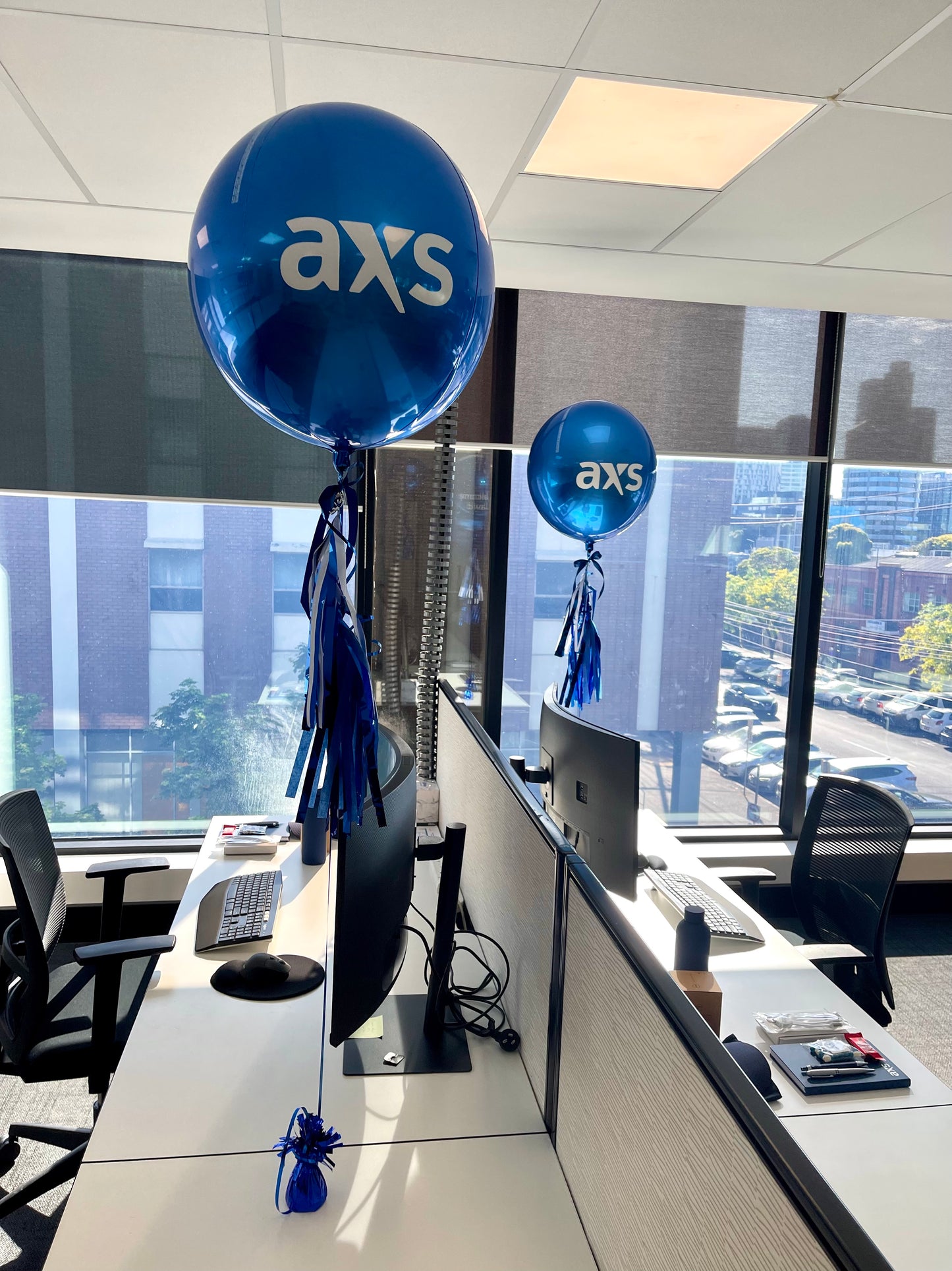 Office decoration with balloons