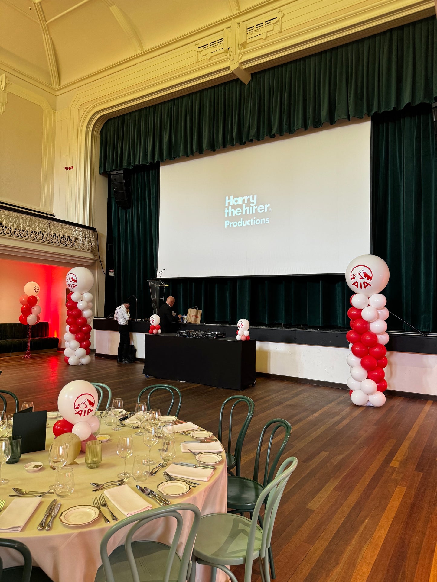 Balloon Column