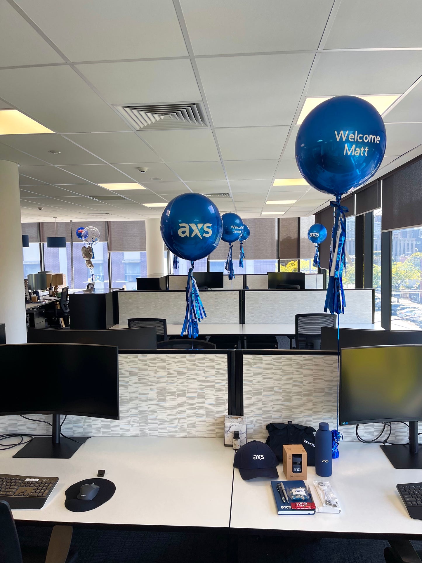 Office decoration with balloons